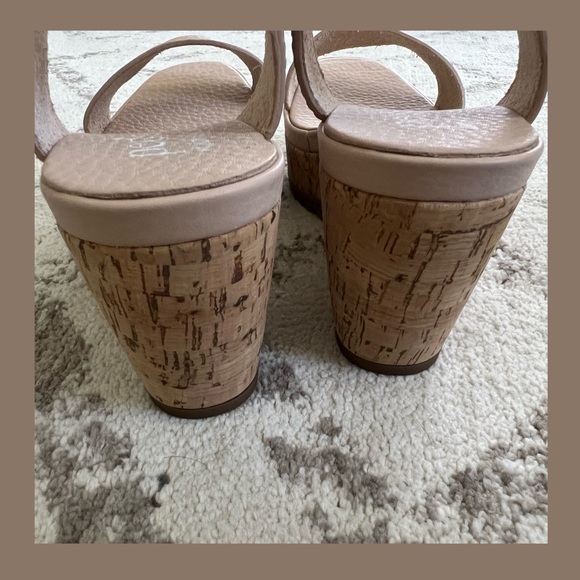 NWT. Pedro García sandal! Size EUR 41, US 9. Color  plume cervo. - Picture 3 of 4